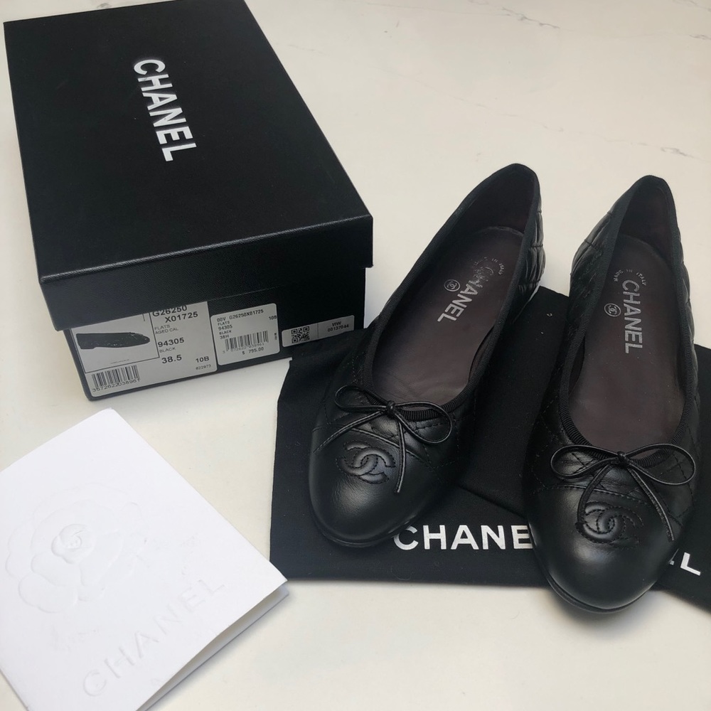 Chanel Quilted black flats with box 38.5